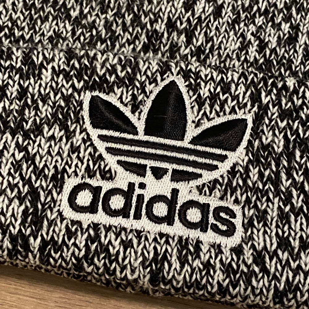 Unisex Adidas Beanie - Picture 2 of 4